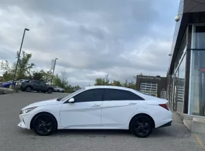 2022 Hyundai Elantra Image
