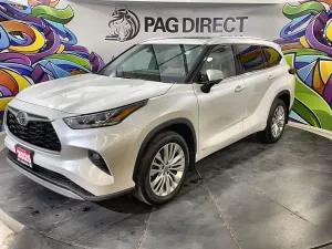 2025 Toyota Highlander Image