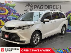 2024 Toyota Sienna Image