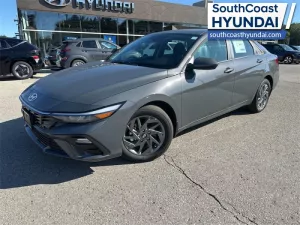 2025 Hyundai Elantra Image