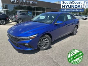2025 Hyundai Elantra Image