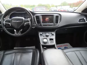 2015 Chrysler 200