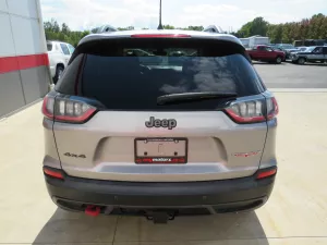 2020 Jeep Cherokee
