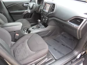 2022 Jeep Cherokee
