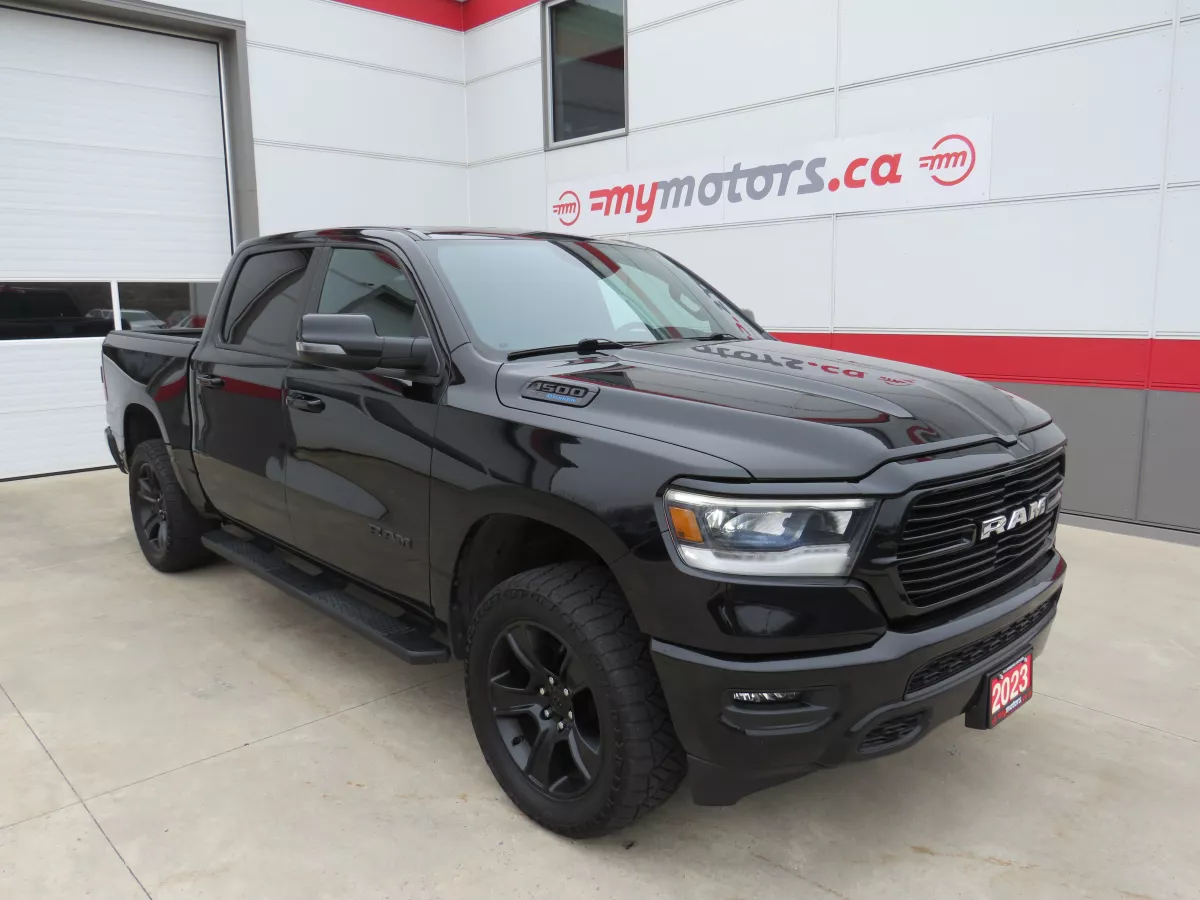 RAM 1500 Sport Crew Cab 4WD 2023