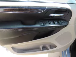 2013 Chrysler Town & Country