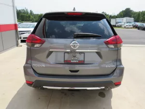 2020 Nissan Rogue