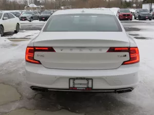 2020 Volvo S90