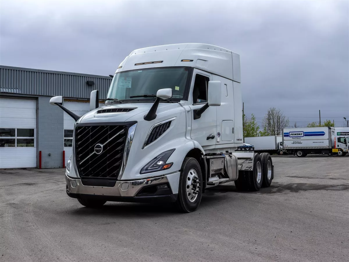 2027 Volvo VNR 400 Image