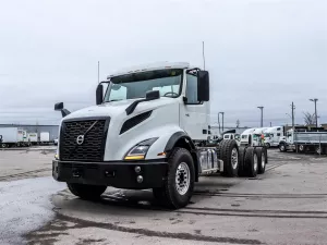 2027 Volvo VNX 300 Image
