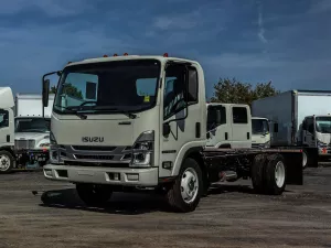 2025 Isuzu NRR Image
