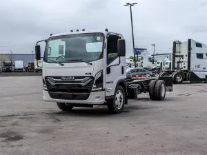 2027 Isuzu NRR Image