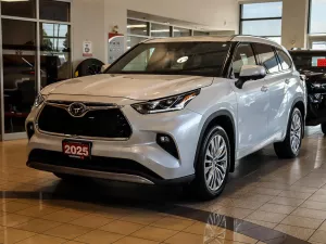 2025 Toyota Highlander Image